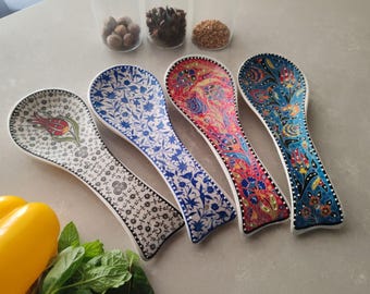Handgemaakte keramische lepelsteun, keramische lepelhouder, keramische gebruiksvoorwerp, aanrechtaccessoire, handgemaakt keukendecor, cadeau voor thuiskoks