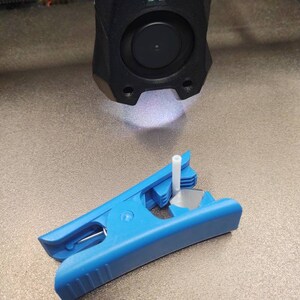 Bowden Tube cutter
