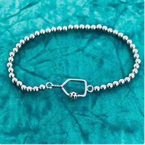 Pickleball Racket Charm Bracelet, Womens 18K Gold Pickleball Paddle Beaded Jewelry, Pickleball Gift for Pickleball Players
