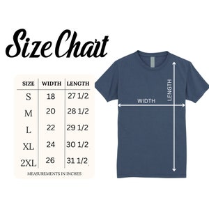 K&ouml;nnte beinhalten: Gr&ouml;&szlig;entabelle f&uuml;r ein T-Shirt mit Ma&szlig;en in Zoll. Die Tabelle zeigt die Gr&ouml;&szlig;e, Breite und L&auml;nge des T-Shirts in Zoll. Das T-Shirt ist in dunkelblau dargestellt.