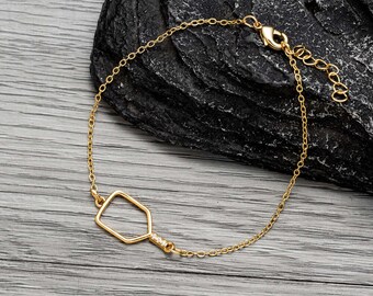 Pickleball Bracelet, 18K Gold Plated Pickleball Paddle Jewelry for Women, Dainty Stackable Adjustable Chain Gold Bracelets, Pickleball Gift