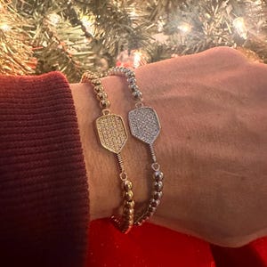 Pickleball Beaded Charm Bracelet, 18K Gold Plated Pickleball Jewelry for Women, Stackable Stretch Elastic Gold Bracelets, Pickleball Gift