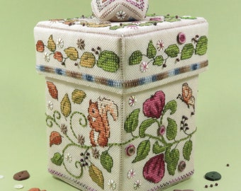 Zoe Box • cross-stitch PDF pattern