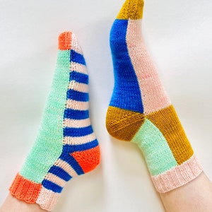 Halfsies Socks Light Knitting Pattern image 7