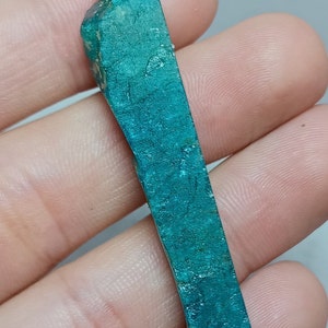 Seltener blauer Apatit Rohstein, rauer Apatit, Sammler Appatit roh, rau für Anhänger, Dekoration rau.