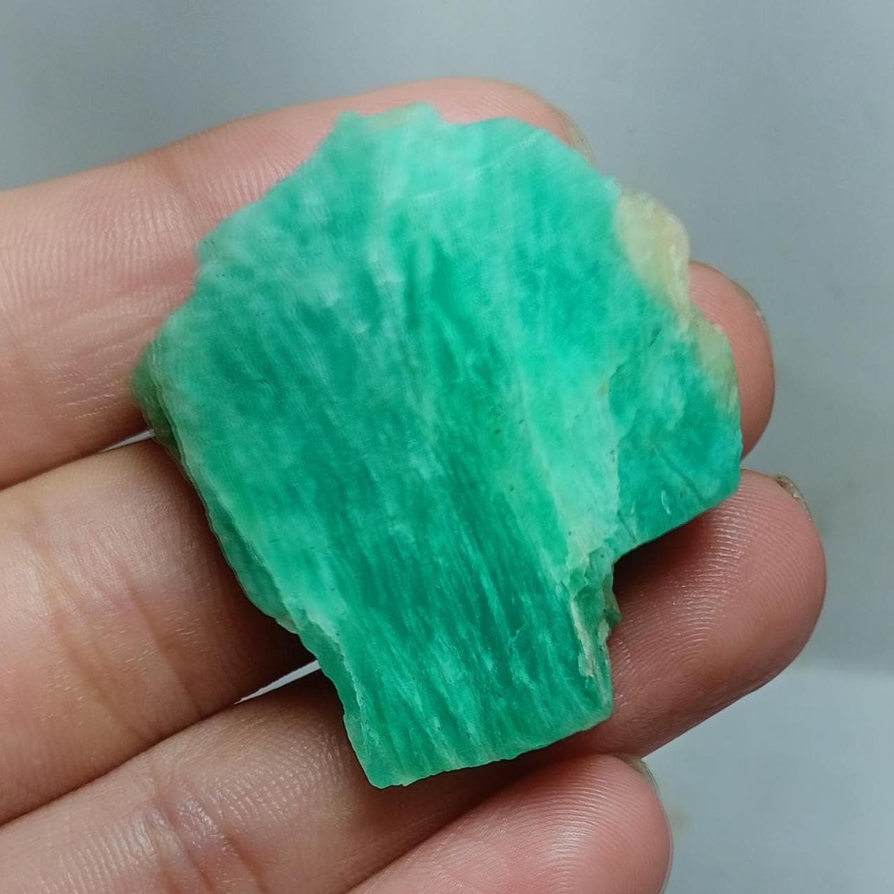 Big Green Sapphire Rough: Raw Healing Crystal (32x64mm) - Etsy