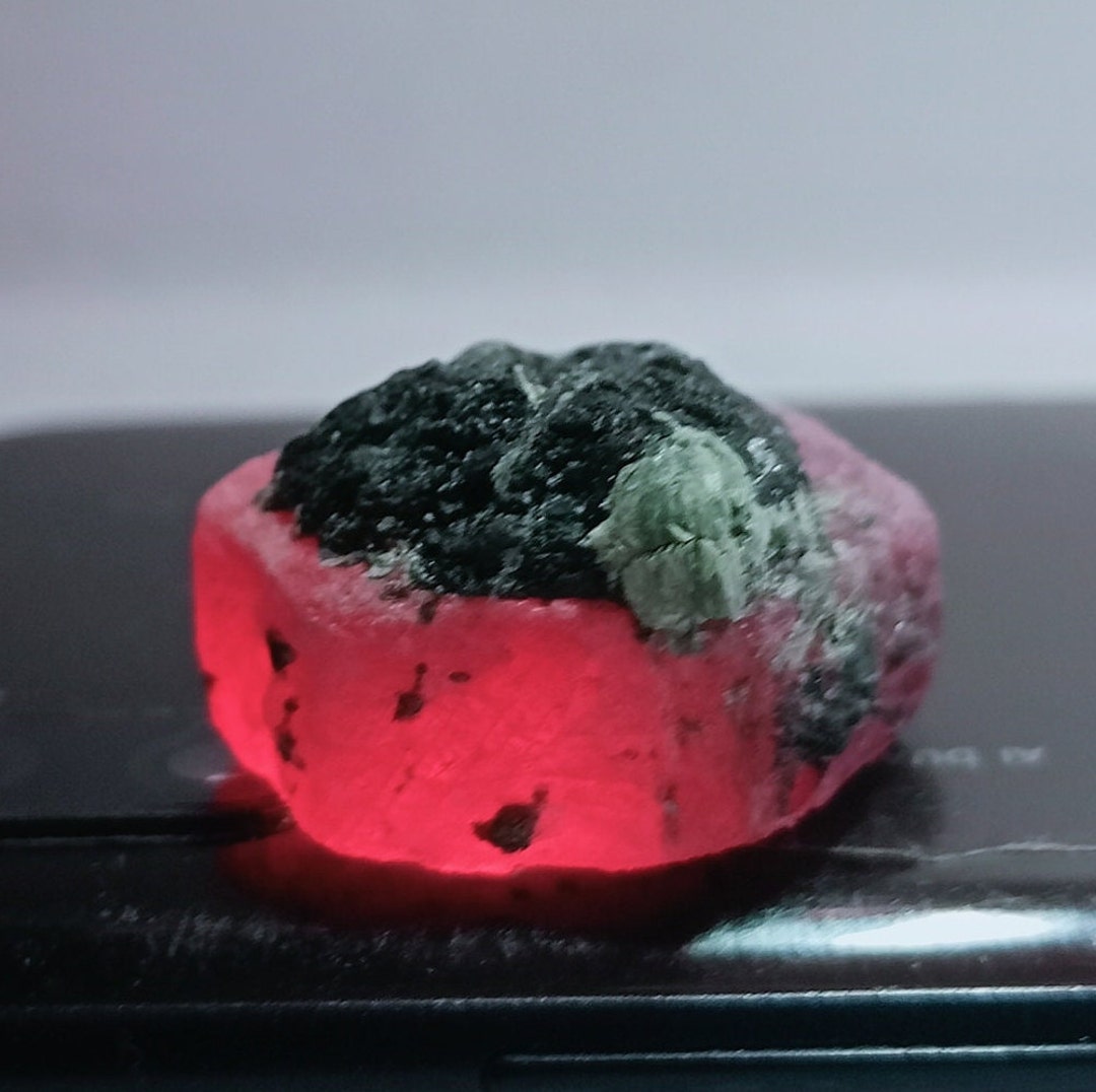 Big raw ruby genuine raw natural rough natural mozambique mines ruby 