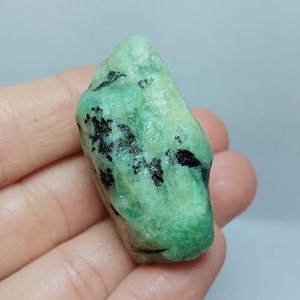Emerald Rough Stone, Natural Zambian Emerald Rough Stone, Raw Emerald, Rare, Top Quality Rough, Emerald Rough.