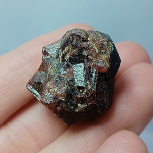 Big Garnet Rough, Gemstone Natural Rough January Birthstone, Pendant Size Garnet Raw Rough, Natural Garnet Rough.