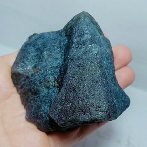 Biggest Blue Sapphire Raw, Blue Sapphire Rough, Blue Sapphire Gemstone, Sapphire Raw, September Birthstone, Jewelry Making Rough, 65×41×65mm