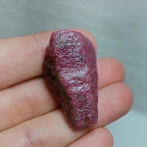 37mm Ruby Rough Stick, Natural Ruby Raw, Pink Ruby Stick Specimen, Rare Ruby Crystal Rough, Ruby July Birthstone.