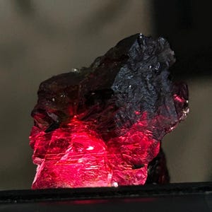 Big Garnet Raw Stone, Natural Garnet Rough,Hight Quality Garnet Rough, Red Garnet Raw Rough, Transparent Garnet Raw.