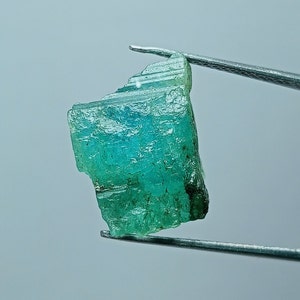 Colombian Emerald Rough Gemstone, Emerald Raw, Loose Gemstone, For Making Jewelry, Emerald Rough, Antique Emerald Raw Rough.