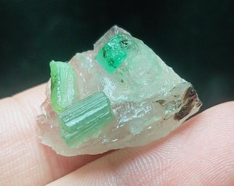 Natural Colombian Emerald Rough Stone, Rare Green Crystal
