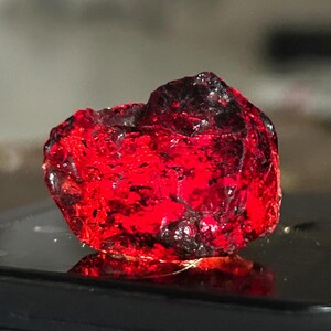 Big Garnet Rough, Natural Garnet Rough, Hight Quality Garnet Rough, Red Garnet Raw Rough, Garnet Rough Stick, Rough For Jewelry,Size 17x22mm