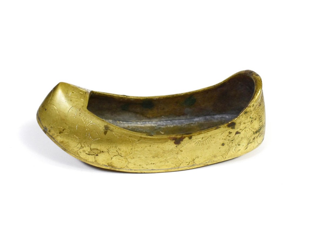 vintage-hand-etched-brass-korean-shoe-figurine-midel-etsy