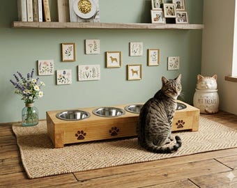 Personalised Wooden Dog cat guinea pig stand, Dog Food Bowl, pet Food Bowl, Water Bowl, Small Dog cat Bowl animal dog feeding station stand