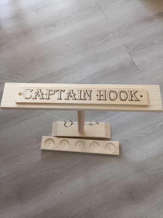 PERSONALISED UK Table Top Wooden Hook and Ring Toss Battle Game Toys For Adults Irish Drinking Game
