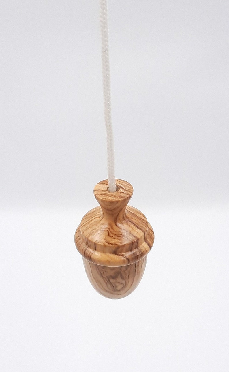 Acorn light pull hand-turned in Olive wood image 8