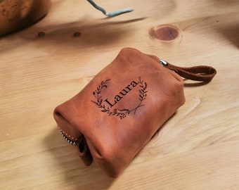 Personalized gift, leather key case, dog poop bag dispenser, key bag, mini wallet, Valentine's Day