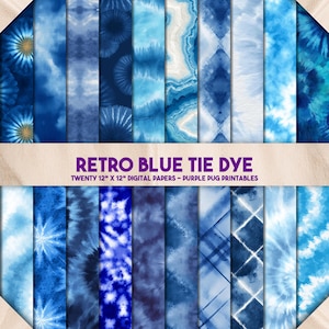Könnte beinhalten: Eine Sammlung von zwanzig digitalen Papieren im Format 30 cm x 30 cm mit verschiedenen blauen Batikmustern. Der Text "RETRO BLUE TIE DYE" und "TWENTY 12" X 12" DIGITAL PAPERS - PURPLE PUG PRINTABLES" sind ebenfalls enthalten.