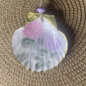Scallop Shell Christmas Ornament: Decoupaged Hydrangeas, Coastal Decor