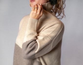 Rollkragenpullover /Pullover aus 100% Kaschmirwolle//Oversize// weich warm elegant //aus ungefärbter Wolle//nachhaltig