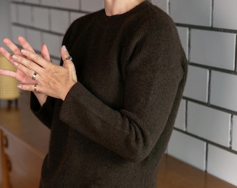 Warmer Pullover aus 100% Yakwolle /Wärmend/Isolierend/in Größe S/M oder L/XL in dunkelbraun/ungefärbt/aus nachwachsendem Rohstoffen