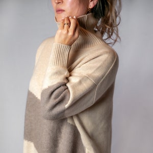 Rollkragenpullover /Pullover aus 100% Kaschmirwolle//Oversize// weich warm elegant //aus ungefärbter Wolle//nachhaltig Bild 1