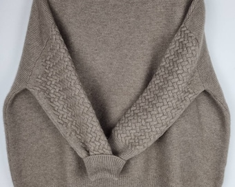 Long-sleeved sweater made from 100% cashmere wool with a stylish knit pattern / warm / soft / elegant / extra thick / size S