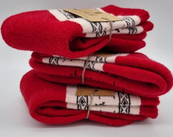 3 pairs of warm wool socks with 70% sheep's wool content // Durable // Sizes can be combined