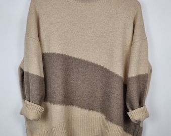 Turtleneck sweater / pullover made of 100% cashmere wool // oversize // soft, warm, elegant // made of undyed wool // sustainable