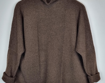 Suéter cálido de cuello alto de gran tamaño hecho de 100% lana de yak / cálido / aislante / en talla S / metro o L / XL en marrón oscuro / sin teñir