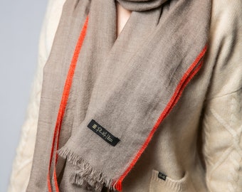 Cashmere scarf made from 100% cashmere wool // elegant / silky soft and warm / high-quality / unisex / size 70 x 200 cm