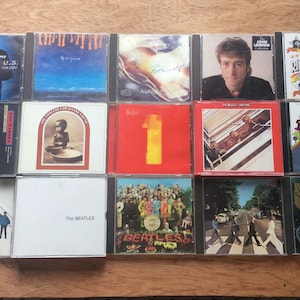 Vintage The Beatles-Paul McCartney-George Harrison-John Lennon-Ringo Starr CD Lot  See Pictures