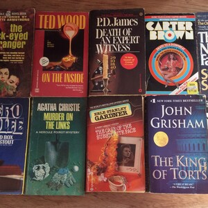 Vintage Crime Fiction/Murder Mystery/Detective Fiction Paperback Book Lot Of 10: Erle Stanley Gardner-Christie-Grisham & More Free Shipping