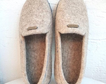 Mens Wool Felt Slippers Soft Bottom. Handmade felt loafers beige for wide fit.