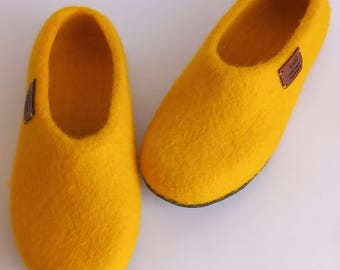 Kleinkind Wolle gefilzte Hausschuhe mit rutschfester Sohle. Handgefertigte Kinder Indoor Vorschulschuhe.