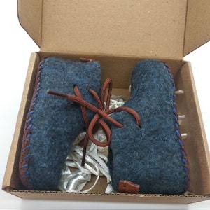 Felted Merino Wool Baby Booties: Gender Neutral, Non-Slip Soles