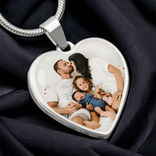 Custom Photo Pendant Necklace, Heart Pendant Necklace, Custom Picture Necklace, Mother's Day Gift, Gift for Wife, Daughter Gifts, Birthday