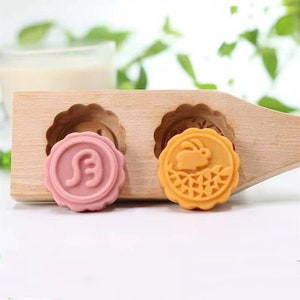 2 Shapes Wooden Baking Mold--Moon And Rabbit, Wood Carving Mold, Dough Mold, Traditional Cake Mold, For Moon Cake Bean Cake Rice Cake