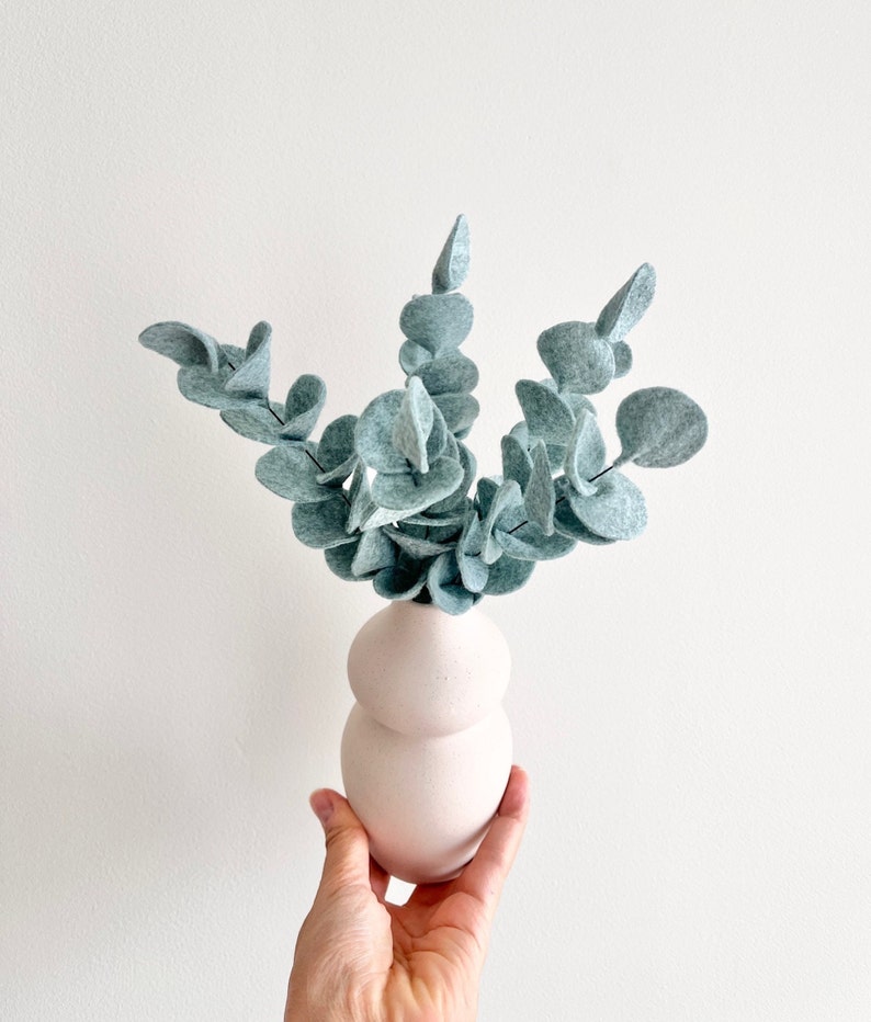 Déco plante d'eucalyptus branche artificielle d'eucalyptus pour de mariage et la maison idée cadeau d'invité tige feuilles en laine feutrée image 8