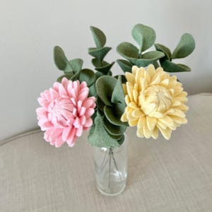 Cadeau Fête des Mères bouquet de fleurs en feutrine cadeau d'anniversaire pour maman ou épouse déco mason en laine idée bouquet de printemps