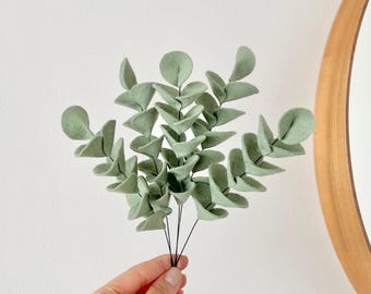 Bouquet feuilles d'eucalyptus déco d'intérieur plante en feutrine de laine idée cadeau pour offrir bouquet pas cher composition eucalyptus
