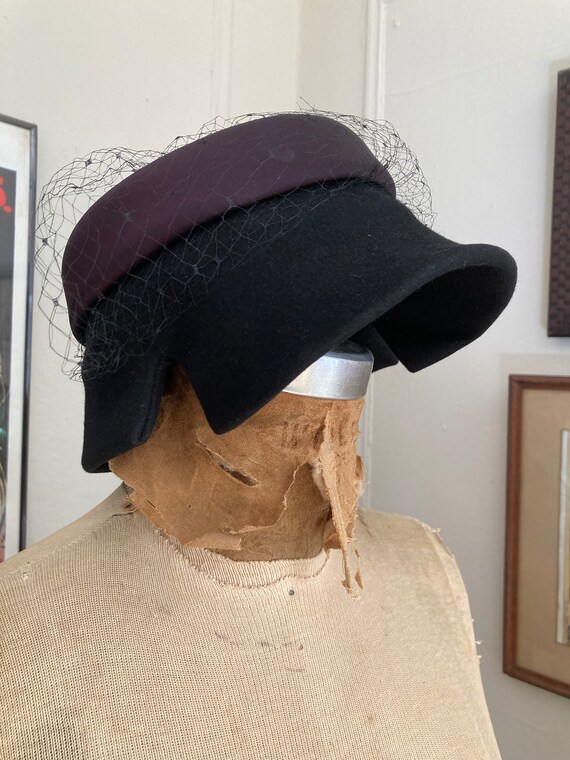 50s Ladies Toque Style Black Vintage Hat With Veil by Macy display picture 1