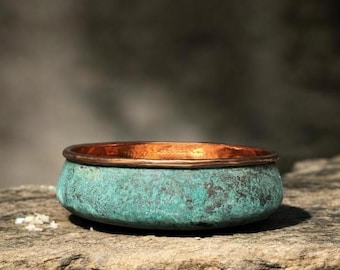 Oxidized Copper Bathroom Sink: Green Patina Washbasin