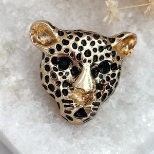 Leopard Head Gold Toned 3 Dimensional Black Enamel Spotted Vintage Big Cat Brooch Pin