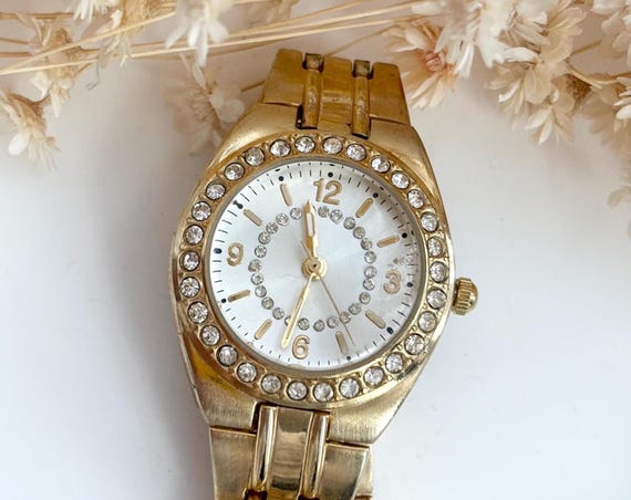 Reloj de pulsera vintage para mujer con movimiento de cuarzo y