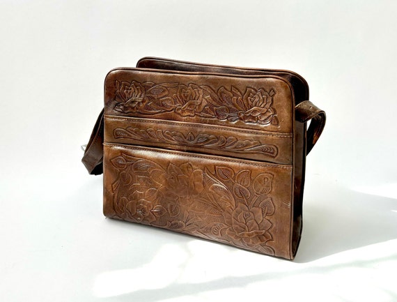 Mexican Made Hand Tooled 1970's Brown Leather Pur… - image 1