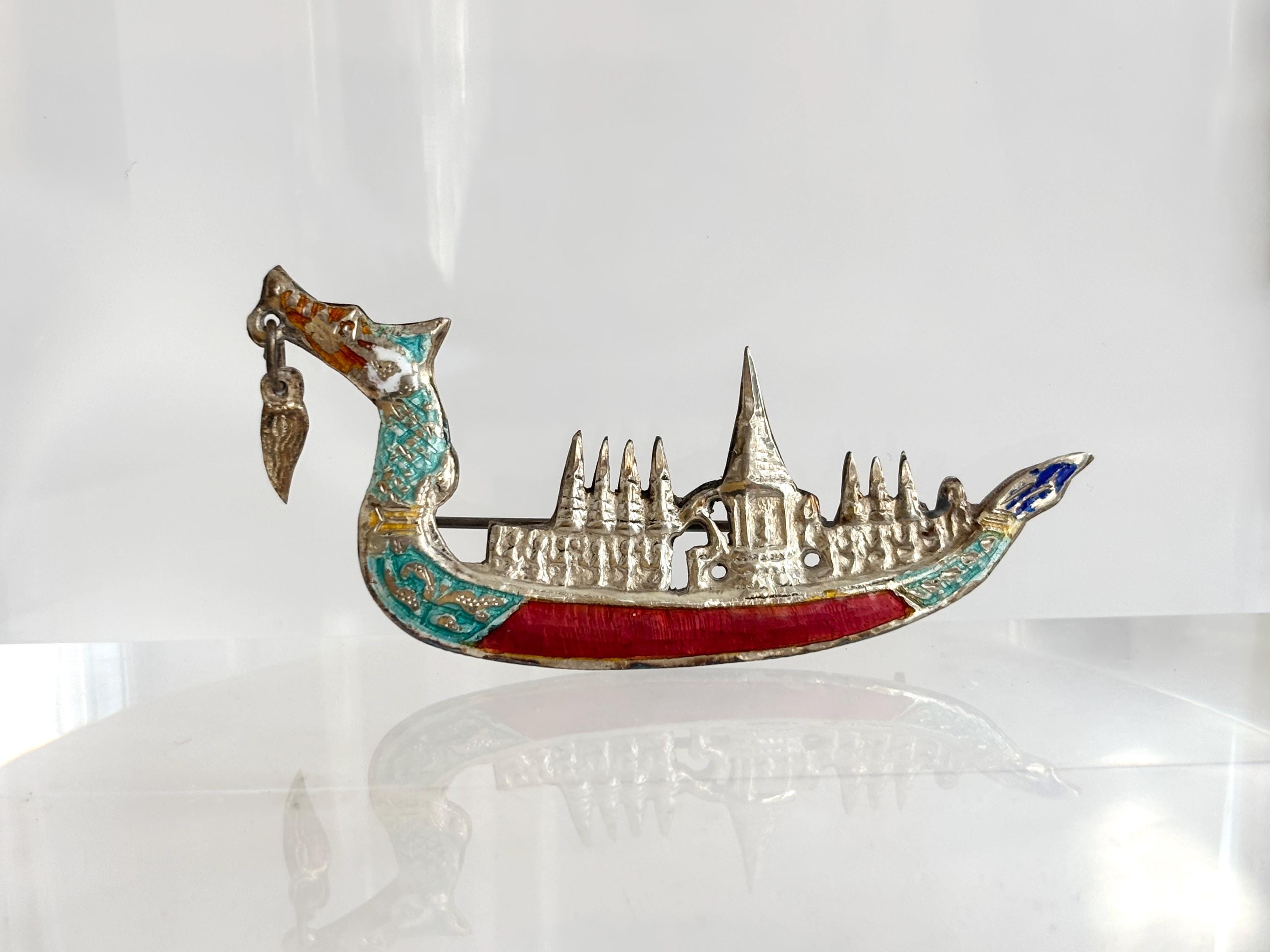 ヴィンテージ 　タイ王室のはしけの真鍮製スパンナホン ドラゴン ボート 燭台 Thai Royal Barge - Etsy